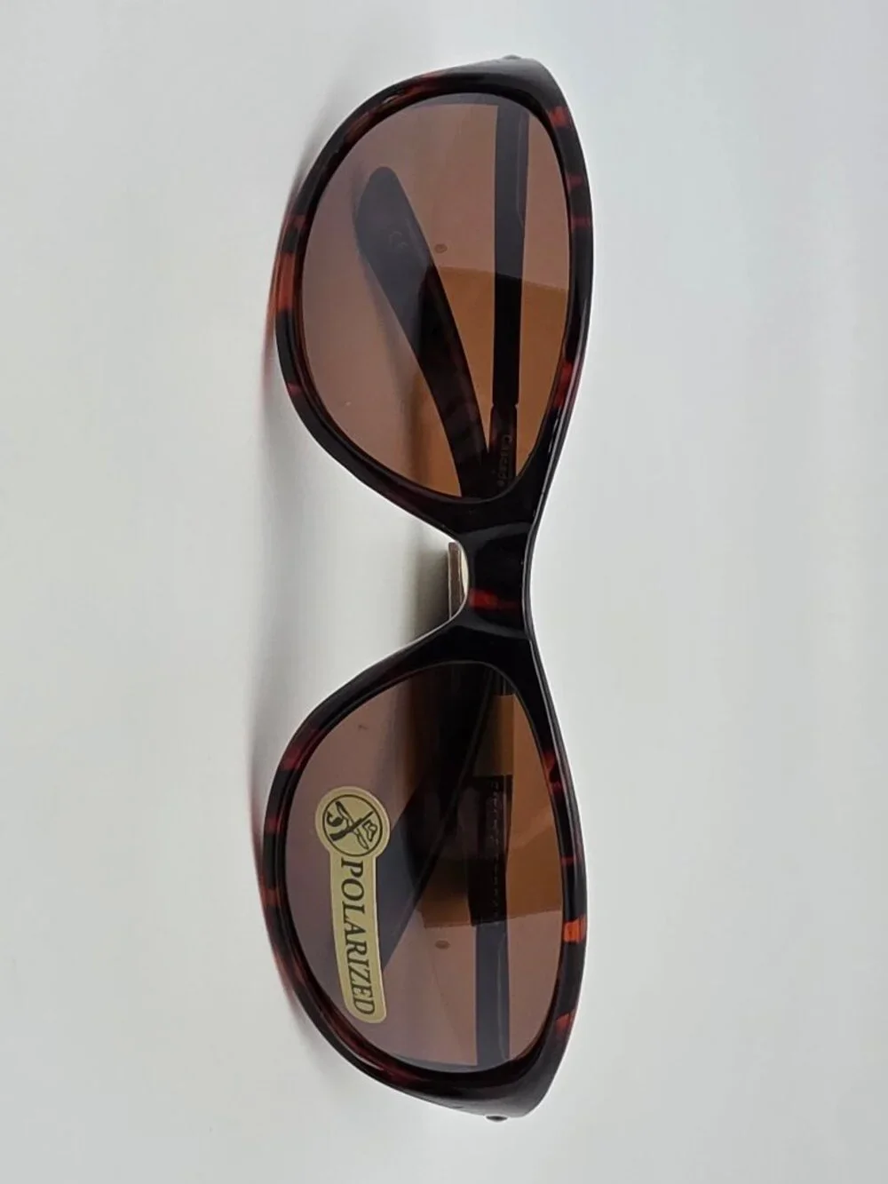 Field & Stream Cascade Tortoise Frame Polarized Brown Lens Sunglasses w/ Case
